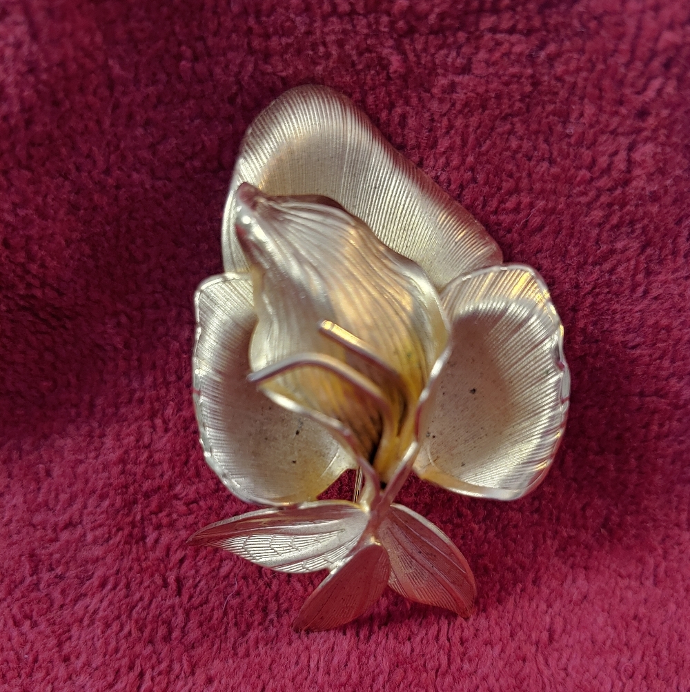 Gold Floral Statement Brooch - Women Jewelry
